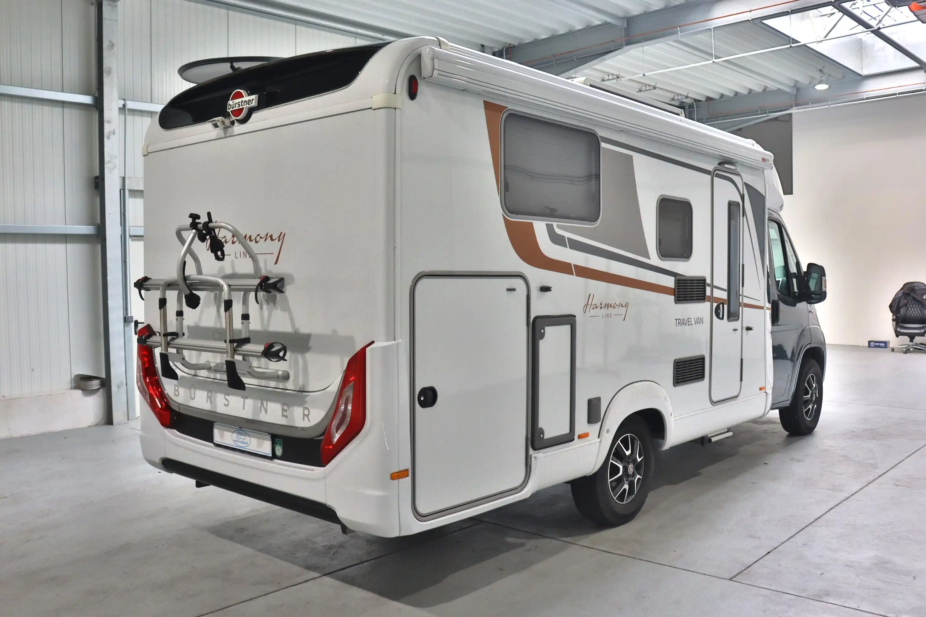 BUERSTNER Travel Van 620 G Harmony Line